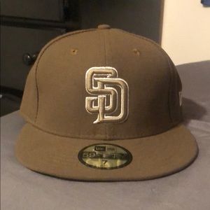 Brand New Brown San Diego Padres hat fitted size 7